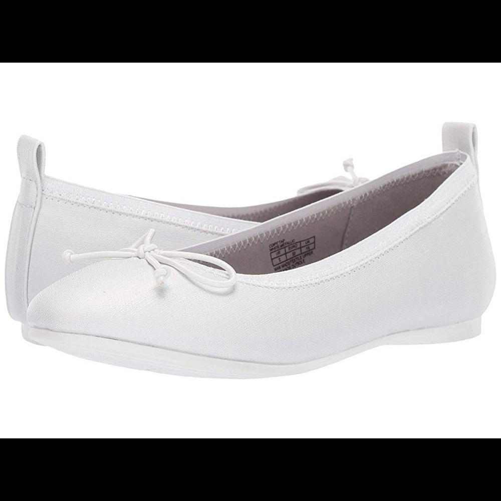 Big Girls Kenneth Cole Reaction White Metallic